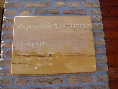 Bovenkarspel, RK st Martinuskerk bord, 2010.jpg