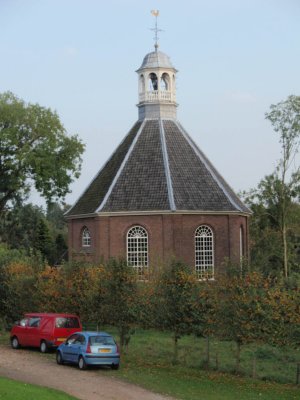 Boven Leeuwen, NH kerk2, 2007