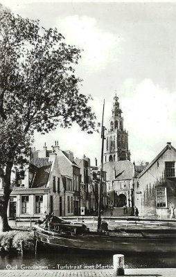 Groningen, Martinitoren en Turfstraat, circa 1950
