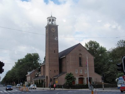 Amsterdam, De Bron protestantse kerk. 2007