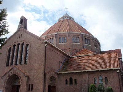 Bussum, RK Koepelkerk 2, 2007