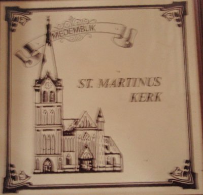 Medemblik, Sint Martinuskerk 3, tegel