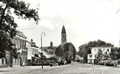 Driebergen, Hoofdstraat met kerk, voor 1965