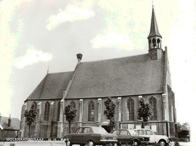 Molenaarsgraaf, NH kerk, circa 1970 l.jpg