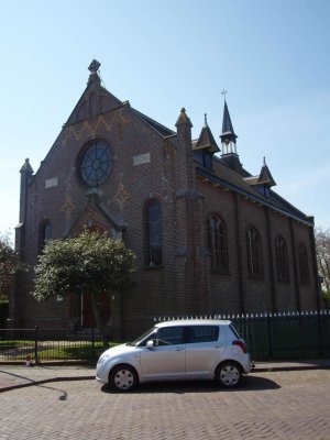 Oosterend, RK kerk 2, 2008.jpg