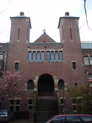 Amsterdam, voormalige kerk Henri Polaklaan, 2008