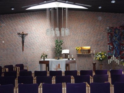 Voorhout, interieur RK kapel Buitenplaats Nieuw Schoonoord, 2008.jpg