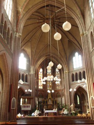 Langeraar, RK kerk interieur, 2008