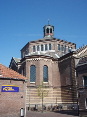 Purmerend, RK Nicolaaskerk 2, 2008.jpg