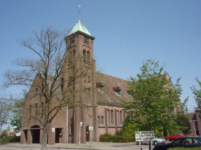 Noordwijkerhout, RK st Jozefkerk, 2008.jpg