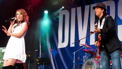 Divers/Cit - Genevive Charest
