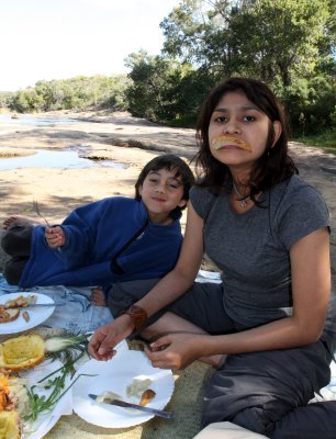 ANDOHAHELA NATIONAL PARK MADGASCAR - PICNIC ON THE RIVER (14).JPG