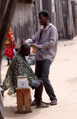 ANTANDROY VILLAGE - ZEBU MARKET DAY (19).JPG