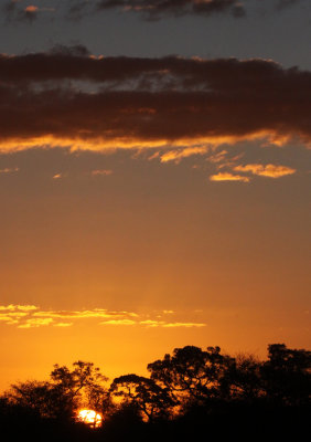 KRUGER NATIONAL PARK SOUTH AFRICA - SUNSET OVER THE KRUGER (5).JPG