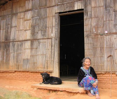 HILLTRIBE - HMONG VILLAGE IN MAE SA - 2006 (8).jpg