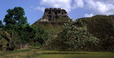 BELIZE - XUNANTUNICH B.jpg