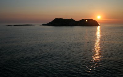 COMMANDER ISLANDS - SUNSET OVER BIRD ROCK ISLAND (5).jpg