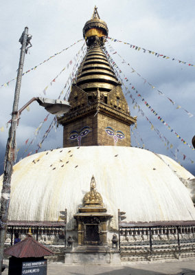 NEPAL - KATMANDU - BUDDHIST TEMPLE QUARTER (5).jpg