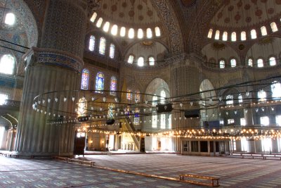 Interior-3-Blue Mosque.jpg