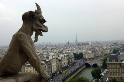 Nore Dame gargoyle-2.jpg