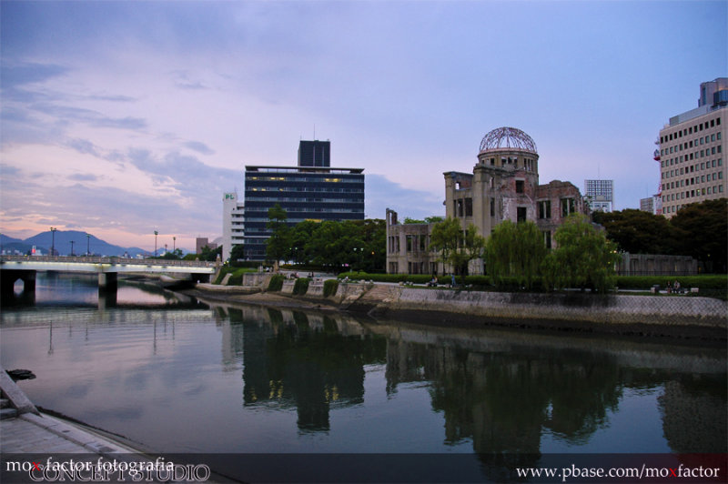 Hiroshima 広島 - View of the remnant of Hiroshima a-bomb
