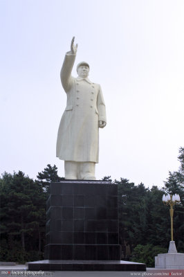 Changchun 長春 - Local Film Studio 影城 - Mao statue