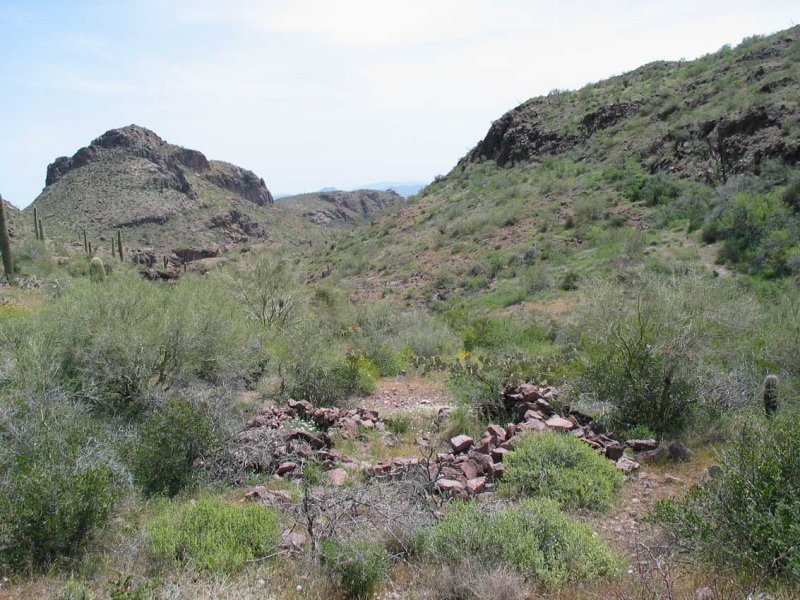 Large Settlement with Several Rooms