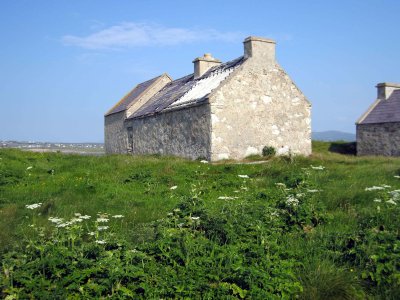 Abandoned house.jpg