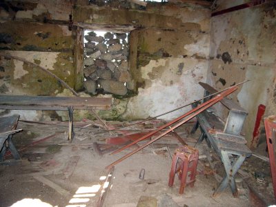 Schoolhouse3.jpg