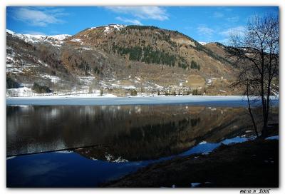 Lac de Loudenvielle  Hautes  Pyrenes