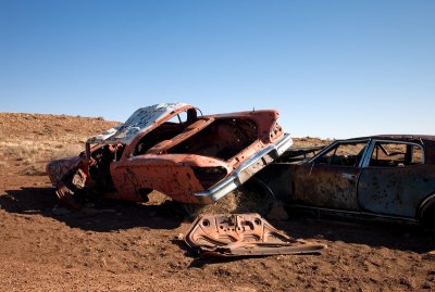 Abandoned cars near meteor crater, west of Holbrook.