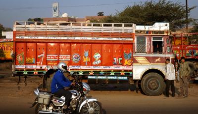 Truckers near Jaipur.