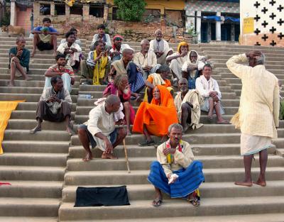 Pilgrims convening on the steps at Scindhia ghat, Varanasi.