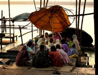 Women worshiping on a ghat, Varanasi.