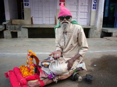 Seeking money on the street, Pushkar.