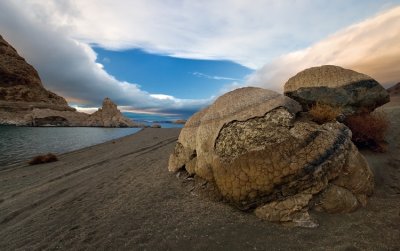 Pyramid Lake