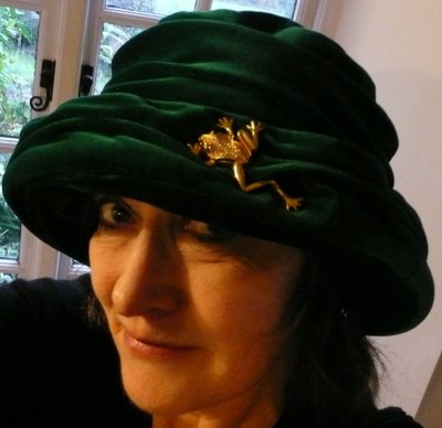 I know Ive got a frog on my head......