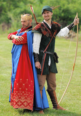 Prince John and Robin Hood_3295.jpg