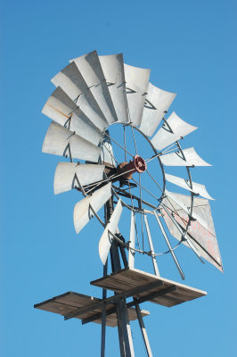 aMuleshoeWindmillDSC_0485.jpg