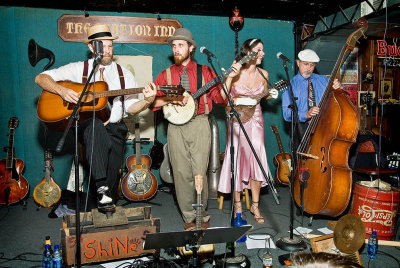 Stompers at the Station Inn