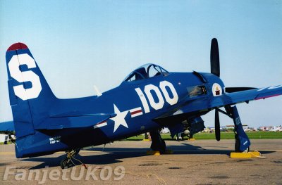 Grumman F8F-2P Bearcat NX700H