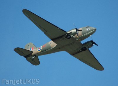 Douglas C-47 Dakota  ZA947