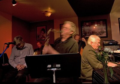 Pete Christlieb @Henri's Back Room piano=Johnny Hammond, Trombone=Guy Whitfield Bass=Jim Hughurt drums=Bob Leatherbarrow
