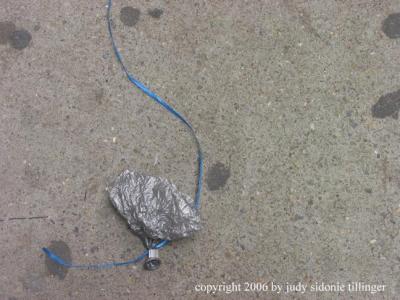 g3/64/367264/3/54749960.1.01.06silverballoondeflated.jpg