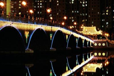 Lek Yuen Bridge Lights