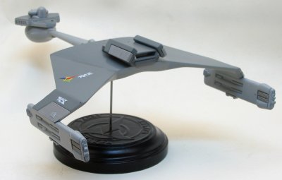 Polar Lights 1/1000 scale Klingon D7