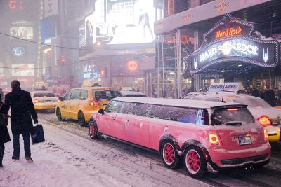 mini at Times Square