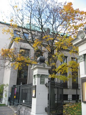 Gate to National Archive,