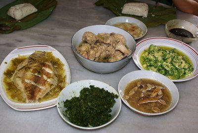 A great spread - Frogs Legs, Bamboo Chicken, Steamed Fish, Kampong Vegies & Corn on the cob