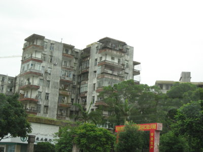 After 5 years, many (most?) apartment buildings look like hovels.  With no HOA, owners will not spend the money to repaint.
